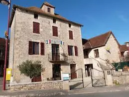 Salles-Courbatiès (12260)